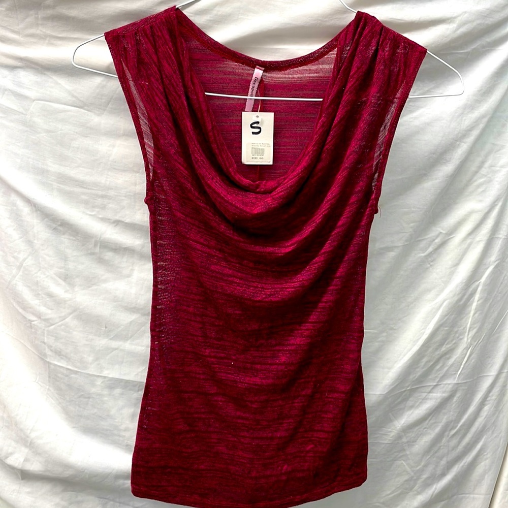 NEW!!! D’ecapolls sleeveless top ladies sz s